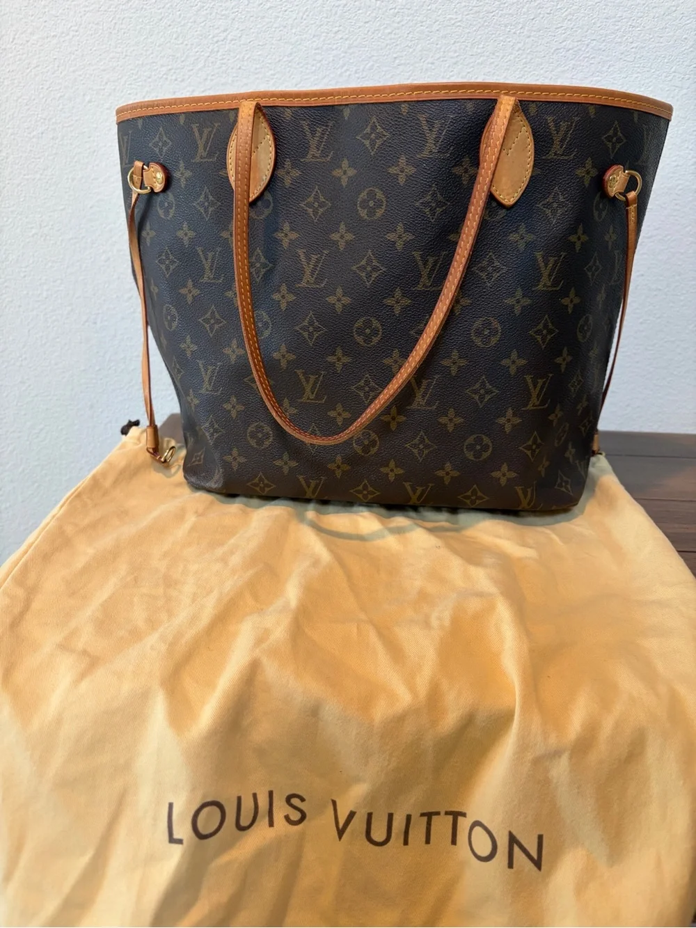 AUTHENTIC Louis Vuitton Monogram MM Neverfull